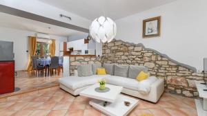 Charming stone Villa Carla near the sea and town by WiiBuk