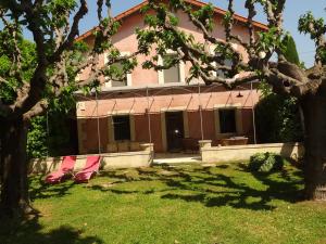 Maisons de vacances Maison Cavaillon, 5 pieces, 8 personnes - FR-1-708-49 : photos des chambres