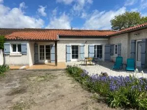 Maison 4 personnes avec Jardin, à 200 m de la Plage - Yves