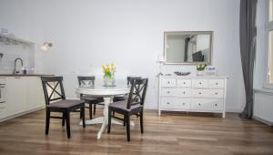 InPoint Cracow Apartments - Near Main Market Square