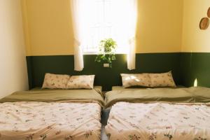 Phòng Măng Cụt (Mangosteen room) - Nhà Mơ Homestay Bến Tre