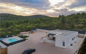 3 Bedroom Amazing Home In Bilice