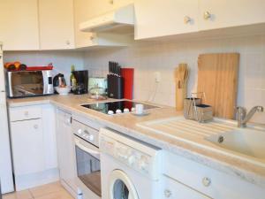 Appartements Appartement Moderne 2P, Jardin, Terrasse, Proche Plage et Commerces - Cavalaire - FR-1-226B-338 : photos des chambres