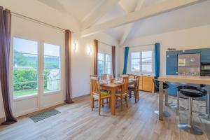 Villas ღ Charmante villa avec piscine : photos des chambres