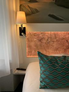 Hotels Ambassadeur Hotel - Cherbourg Port de Plaisance : photos des chambres