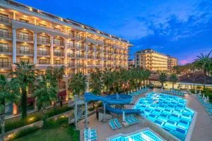 SUN HEAVEN FAMILY & SPA - أفسالار