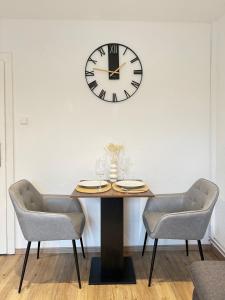 REGENCY Apartments - Traumhafte zentrale 40m2 Wohnung mit Kinoleinwand, WiFi und Netflix