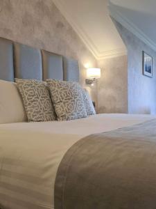 Double Room room in Mill Park Hotel