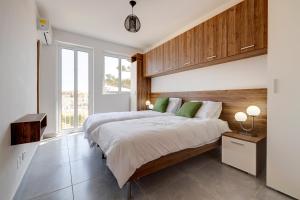 Stunning 2BR Holiday Penthouse in Central Sliema