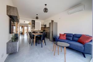 Stunning 2BR Holiday Penthouse in Central Sliema