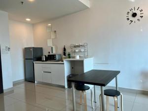 Welcome Suite at Trefoil Setia Alam