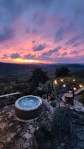 Amazing STUDIO CASA FERMEGLIA with private jacuzzie and perfect panoramic view 