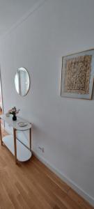 Luxury new apartament private parking self check in