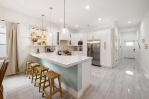 New Build- Mini Golf Course-Heated Saltwater Pool-Game Room