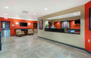 Studio 6 Suites Seattle Kent WA