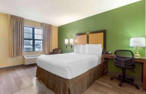 Studio 6 Suites Seattle Kent WA