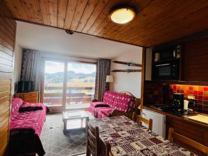 Studio cabine confortable aux Saisies - 5 pers, balcon sud - FR-1-293-136