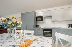 Lambley View