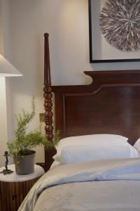 Spring Stays Cosy 2-Bed Residence with Free Parking