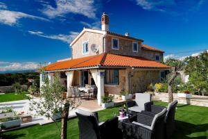 Romantic stone villa with pool, panoramic sea view near the beach - by Traveler tourist agency Krk ID 2134