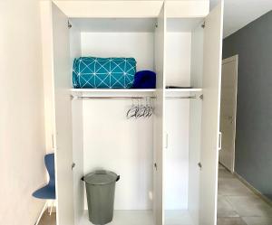 Central- Private En-Suite with Balcony in shared residence