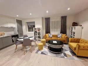 Nord Hus Service AS, Deluxe, Sauna, Jakuzzi - Skarsvåg