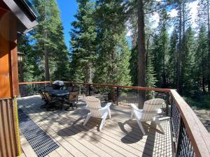 Allenby- LuxuryCabin w Cozy Fireplace, Near Northstar!