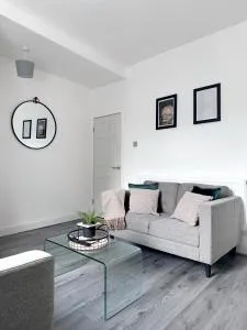 Cosy Home in Manchester - 阿什顿下安林恩