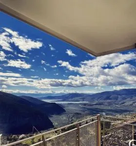 Nidimos Hotel - Krisso