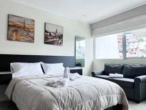 Depa de lujo con piscina y jacuzzi