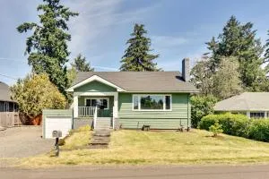 Charming Portland Home, Walk to Light Rail! - Lake Oswego