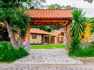 Cabañas del Bosque by Rotamundos - Tulancingo