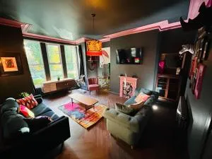 Park Mount Residences - Boutique 1 Bedroom Apartment In Leeds With Free Parking - Horsforth