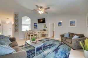 14 Mi to Disney Home with Private Pool in Davenport