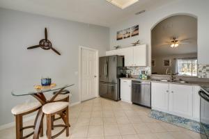 14 Mi to Disney Home with Private Pool in Davenport