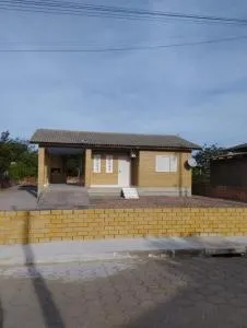 CASA DE PRAIA ILHA - أرويو دو سيلفا