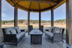 Spacious McCall Home with Private Lake Access!