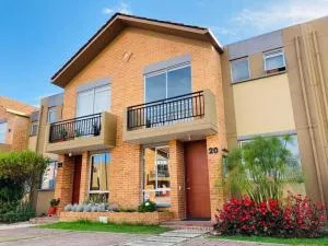 Casa Cajica 104 m2 - 卡希卡