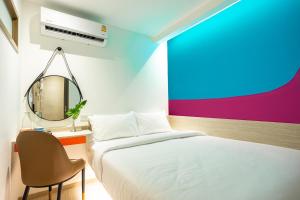 L MINITEL at Night Bazaar Chiangmai