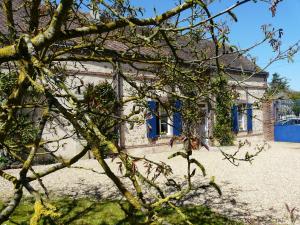 Charmante maison avec piscine chauffée, cour fermée, proche Dreux et Chartres - FR-1-581-6