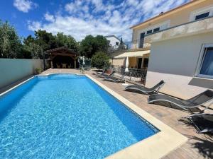 Comfortable home with private pool and covered terrace