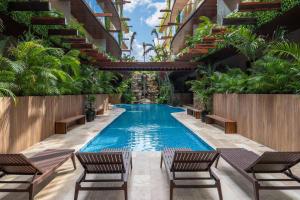 Amazing and spacious 1BR Apt Rooftop Pool 112B 600mb WiFi