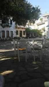 Elinas house