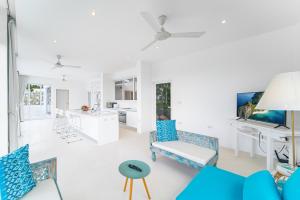 Villa White Stone