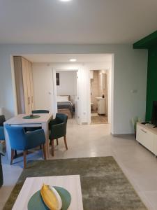 APARTMANI PORTA INFINITAS centar