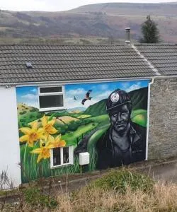 Old Canal-Side Cottage Taff Trail Merthyr Tydfil - Abercanaid