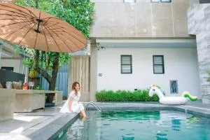 Entire place with pool and bar16pax accomdtn - Bago