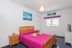 Lightbooking Gadi House Tasarte terraza y barbacoa