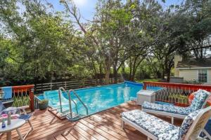 BELVEDERE Home with big pool-near Houston Downtown