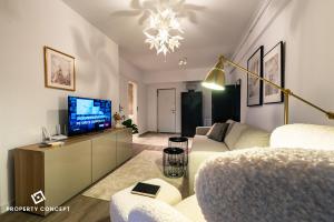 Central Residence Apartment 508